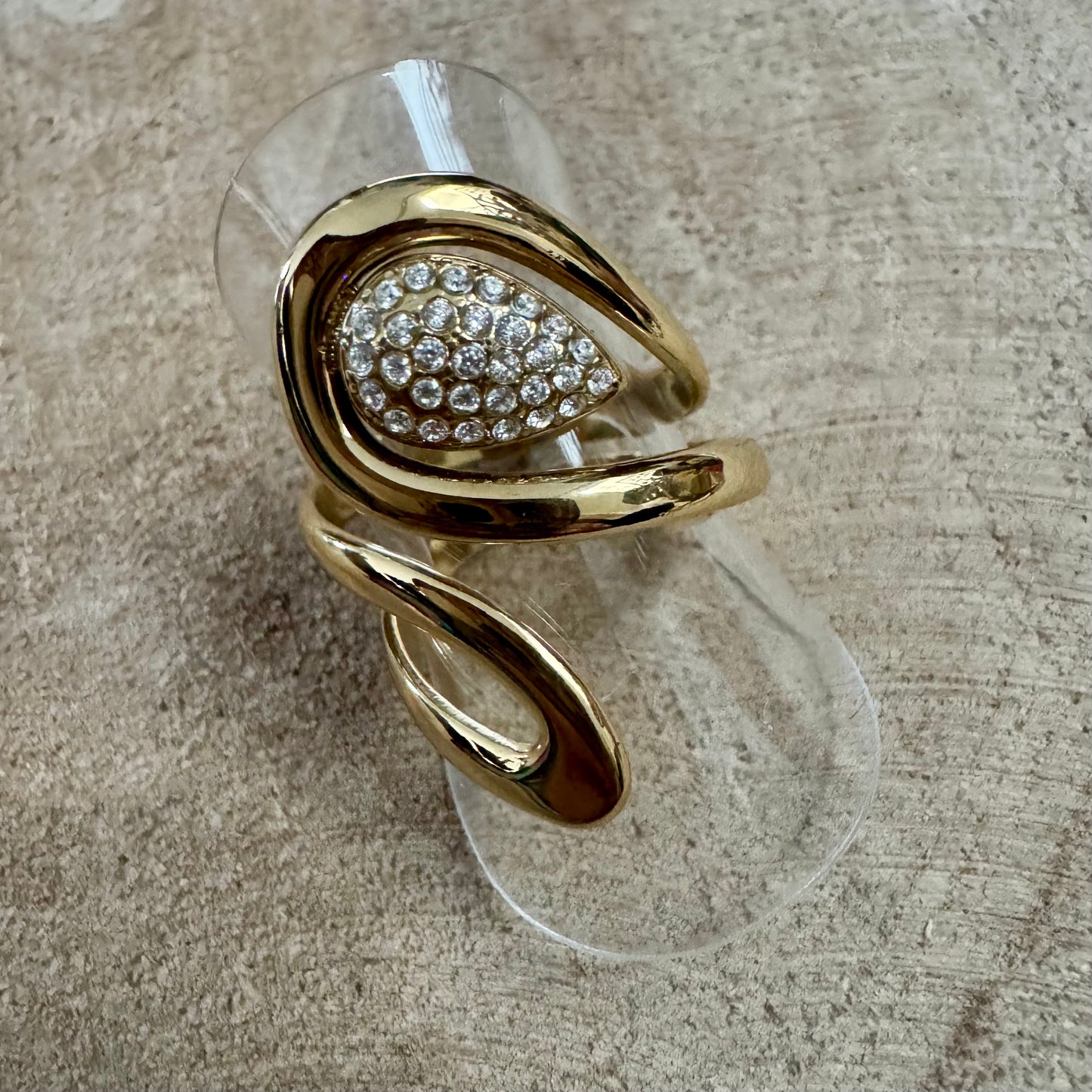 Anel Lágrimas com Brilhantes Dourado