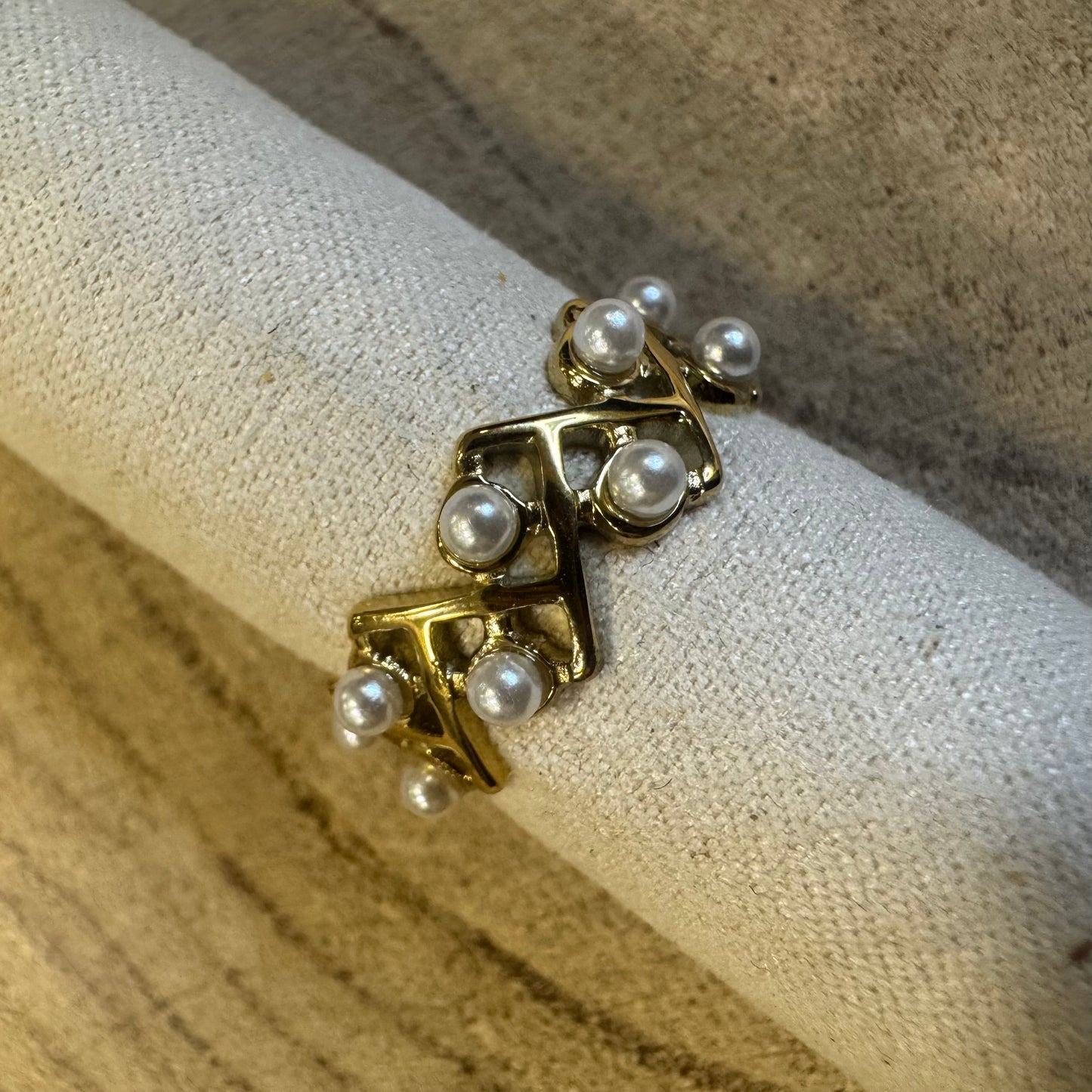 Anel Grinalda Pérolas Dourado