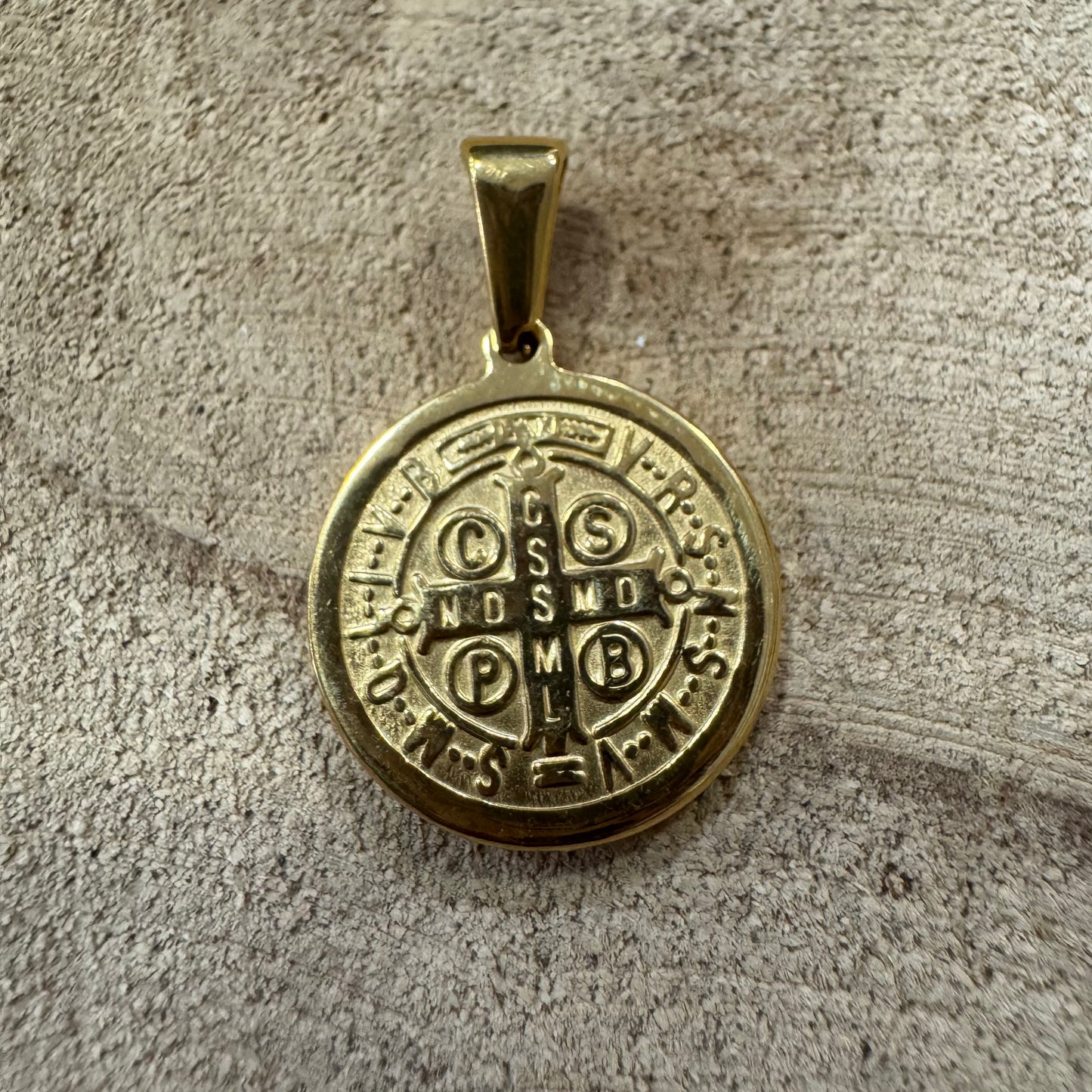 Medalha São Bento Média Dourado