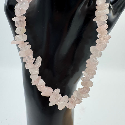 Colar Pedra Cascalho Quartzo Rosa