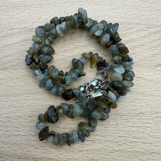Colar Pedra Cascalho Labradorite