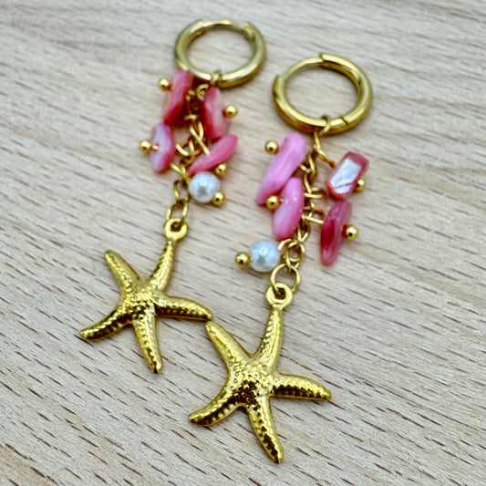 Brincos Dourado Argolas com Estrela do Mar e  Cascalho - Rosa