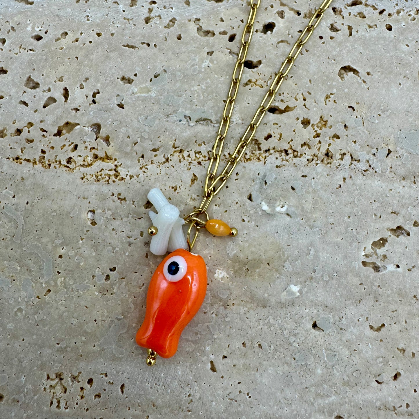 Fio Peixe Porcelana Dourado - Laranja