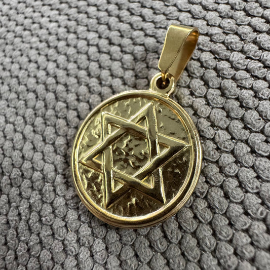 Pendente Estrela de David Medalhão Dourado