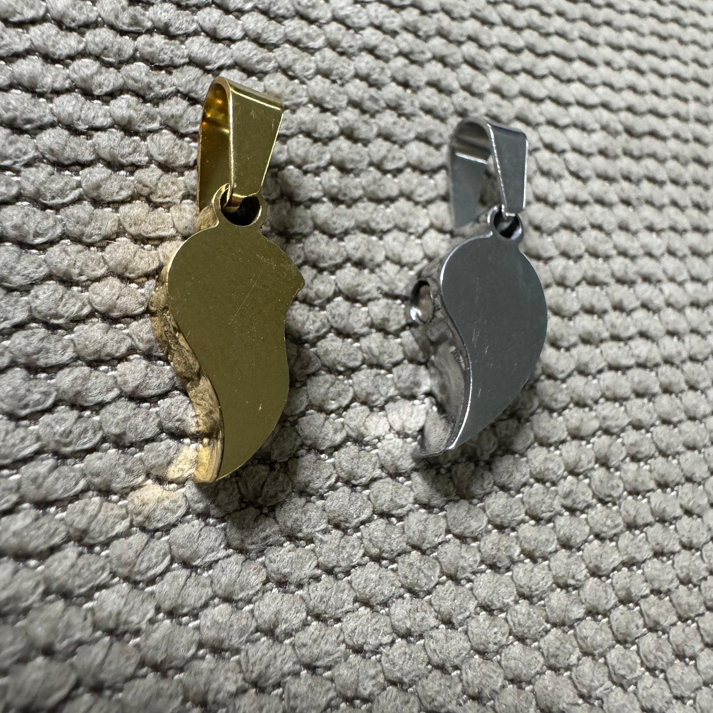 Coração com Iman 2 partes Prateado/Dourado
