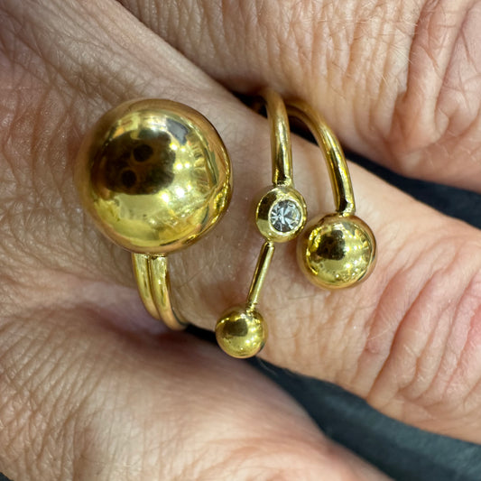 Anel Bola Grande e 3 Bolas Pequenas Dourado