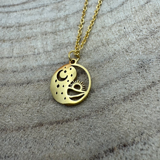 Fio Yin e Yang Dourado